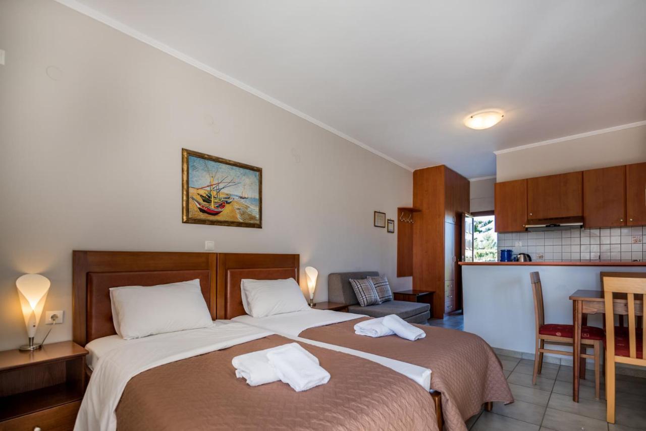 Katerina Hotel คานาลี ภายนอก รูปภาพ
