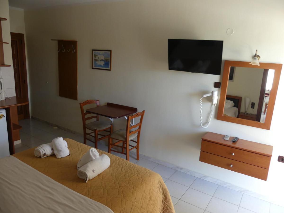 Katerina Hotel คานาลี ภายนอก รูปภาพ